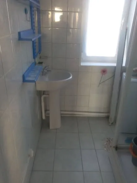 Ancienne salle de bain avant rénovation
